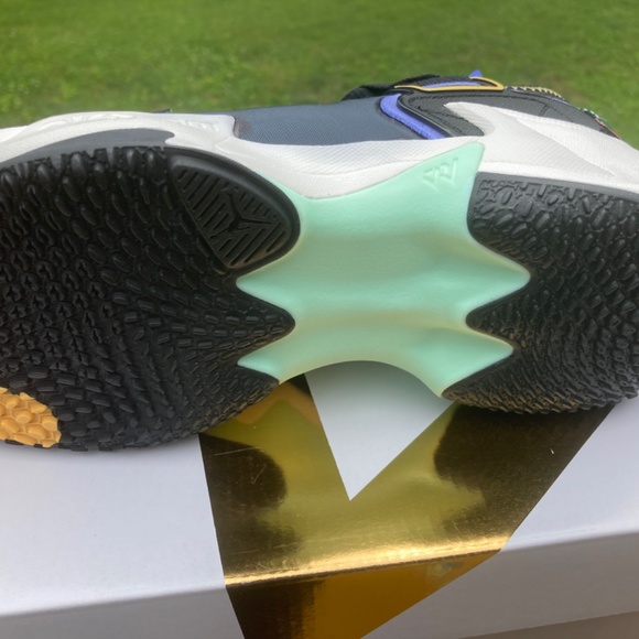 Jordan 0.5 why not sneakers main image 5